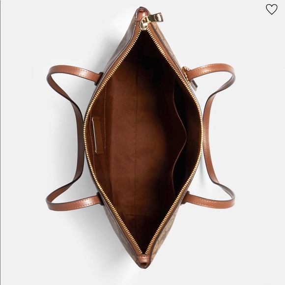 Hardly used coach bag - Picture 3 of 3